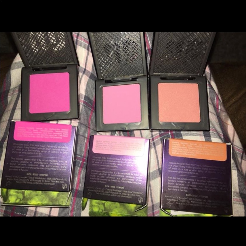 Urban decay blush